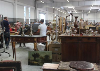 avignon antiquites deballage marchand