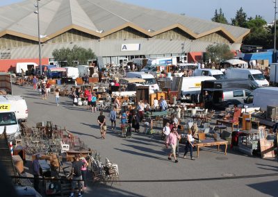avignon antiquites deballage marchand
