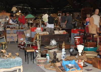 avignon antiquites deballage marchand